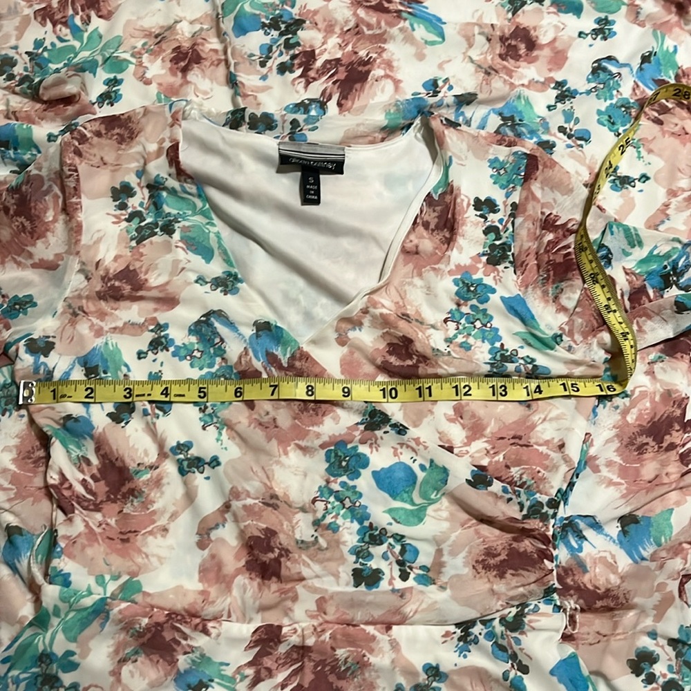 Small size dress never weard but washed because of covid.